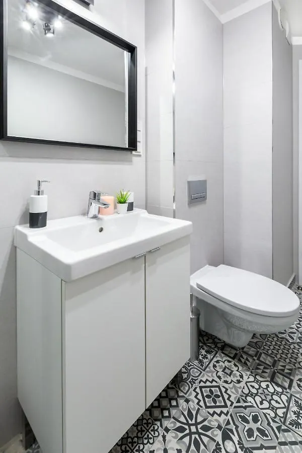 Friendhouse Apartments Vistula&Wawel Krakow 0*,
