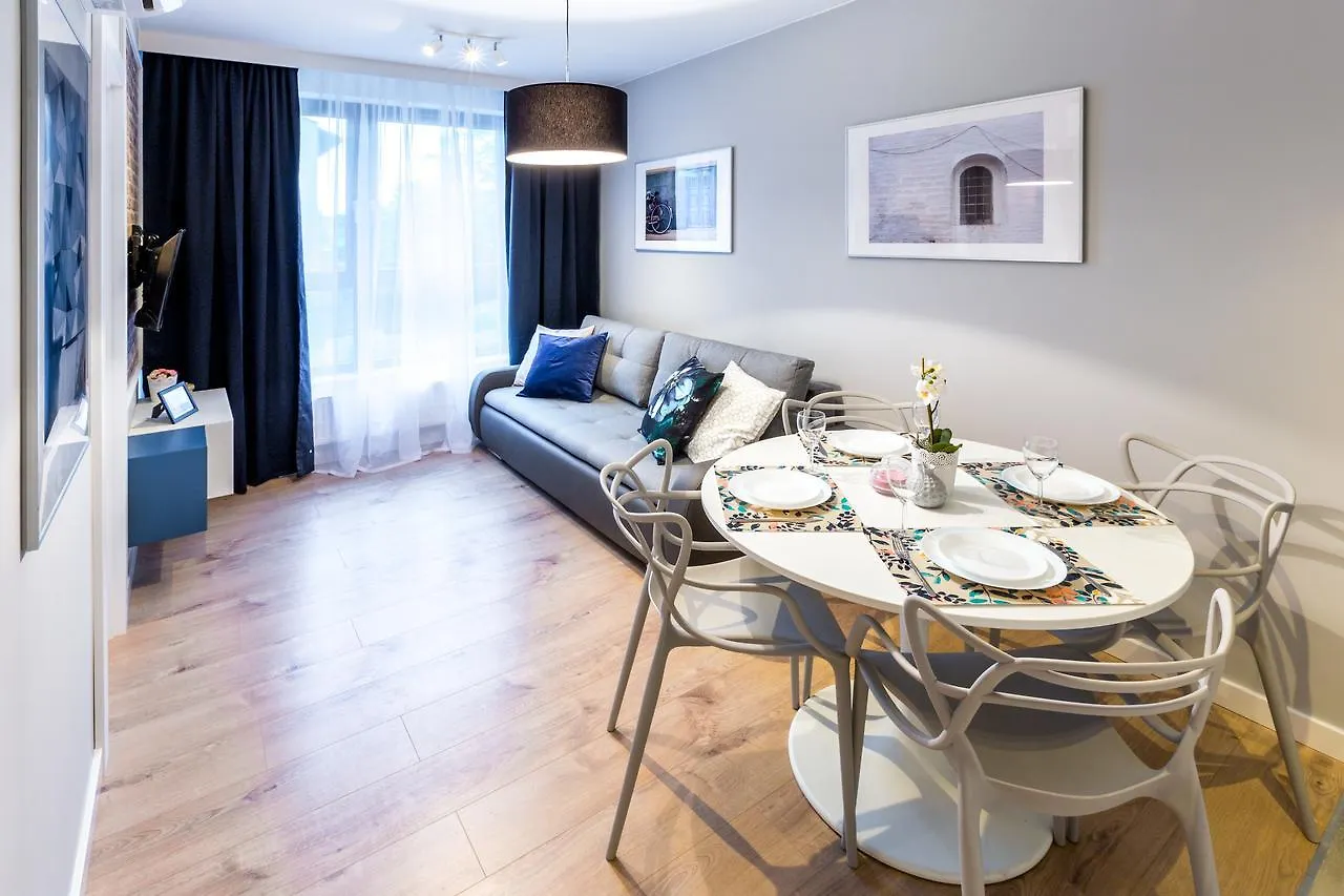 Friendhouse Apartments Vistula&Wawel Krakow 0*,